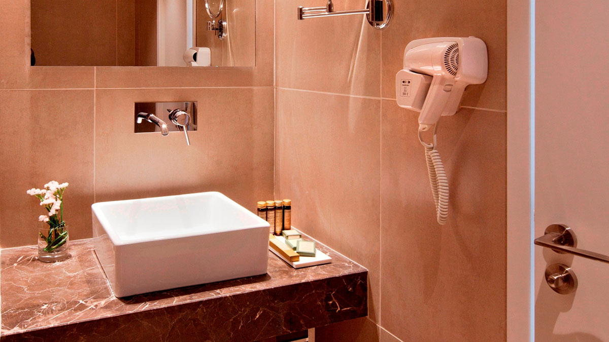 Superior Room for Single Use